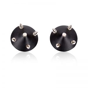 Pezoneras con Pinchos Negro