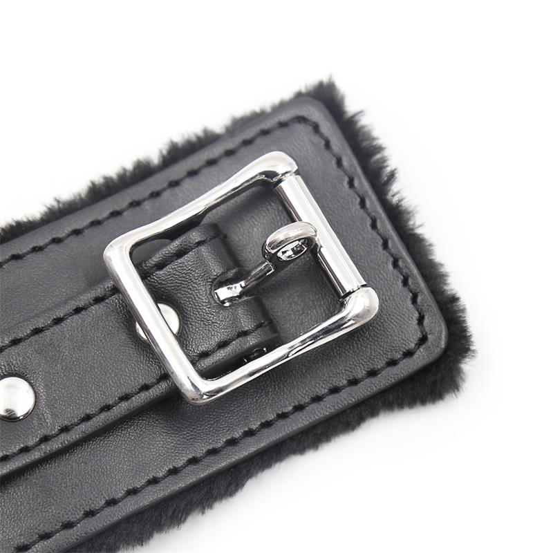 Collar con Correa de Metal Negro - Imagen 3