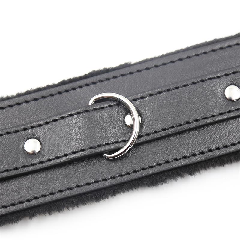 Collar con Correa de Metal Negro - Imagen 4