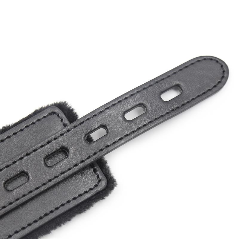 Collar con Correa de Metal Negro - Imagen 5