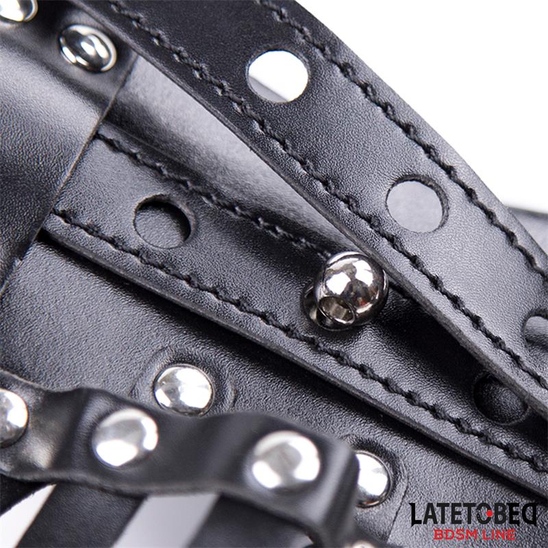Cinturón de Castidad Masculino con Candado Ajustable - Imagen 10